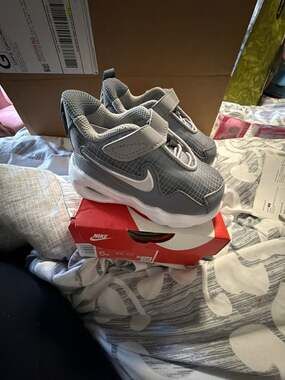 Nike Air Max Nova TD Toddler Shoes Cement Grey Metallic Silver Size 5C FN4461-00